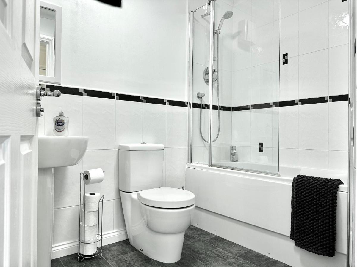 Riverview Apartment 2 Bed, 2 Bath, Free Parking / Wifi Інвернесс Екстер'єр фото